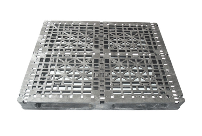 48 x 48 – Rackable Plastic Pallet – 3 Reinforcement Rods
