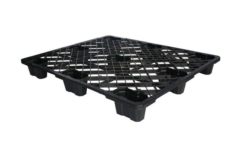 48 x 40 – Specialty Plastic Pallet