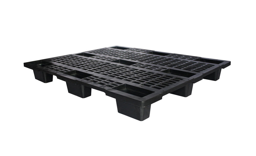 48 x 40 – Specialty Plastic Pallet