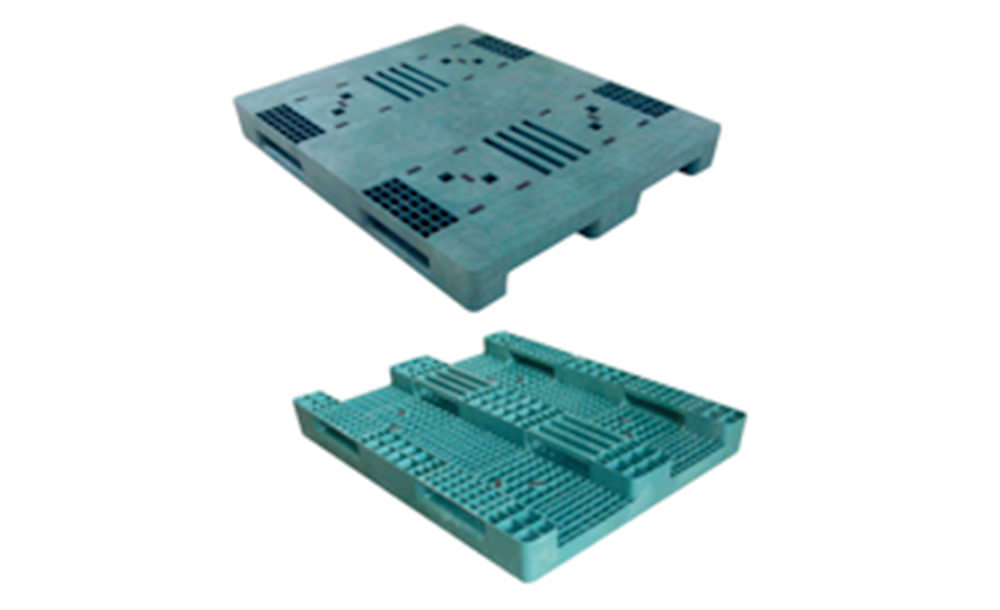 48 x 48 – Specialty Plastic Pallet