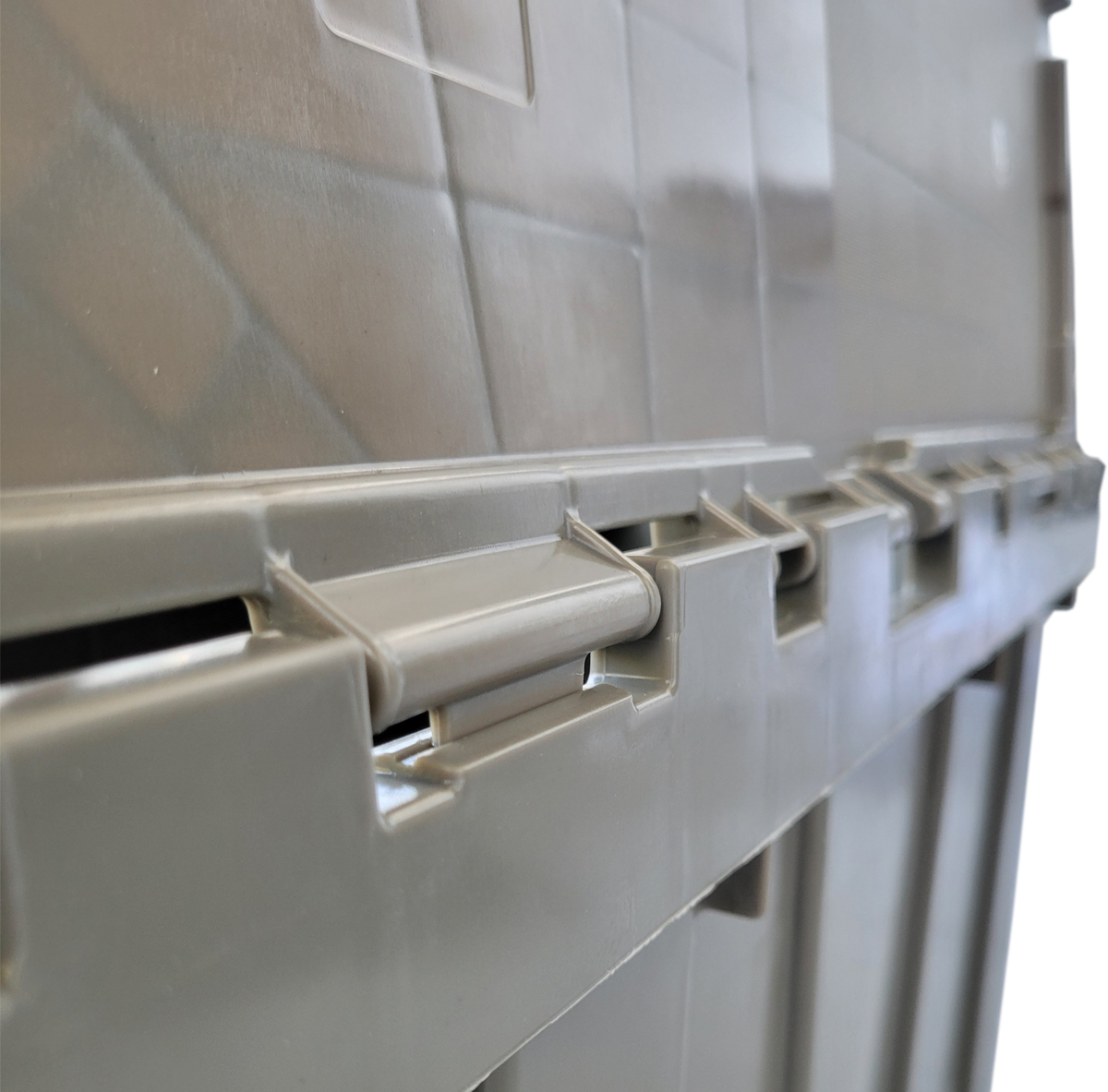 28 x 20 x 15 – Handheld Attached Lid Containers - Image 13