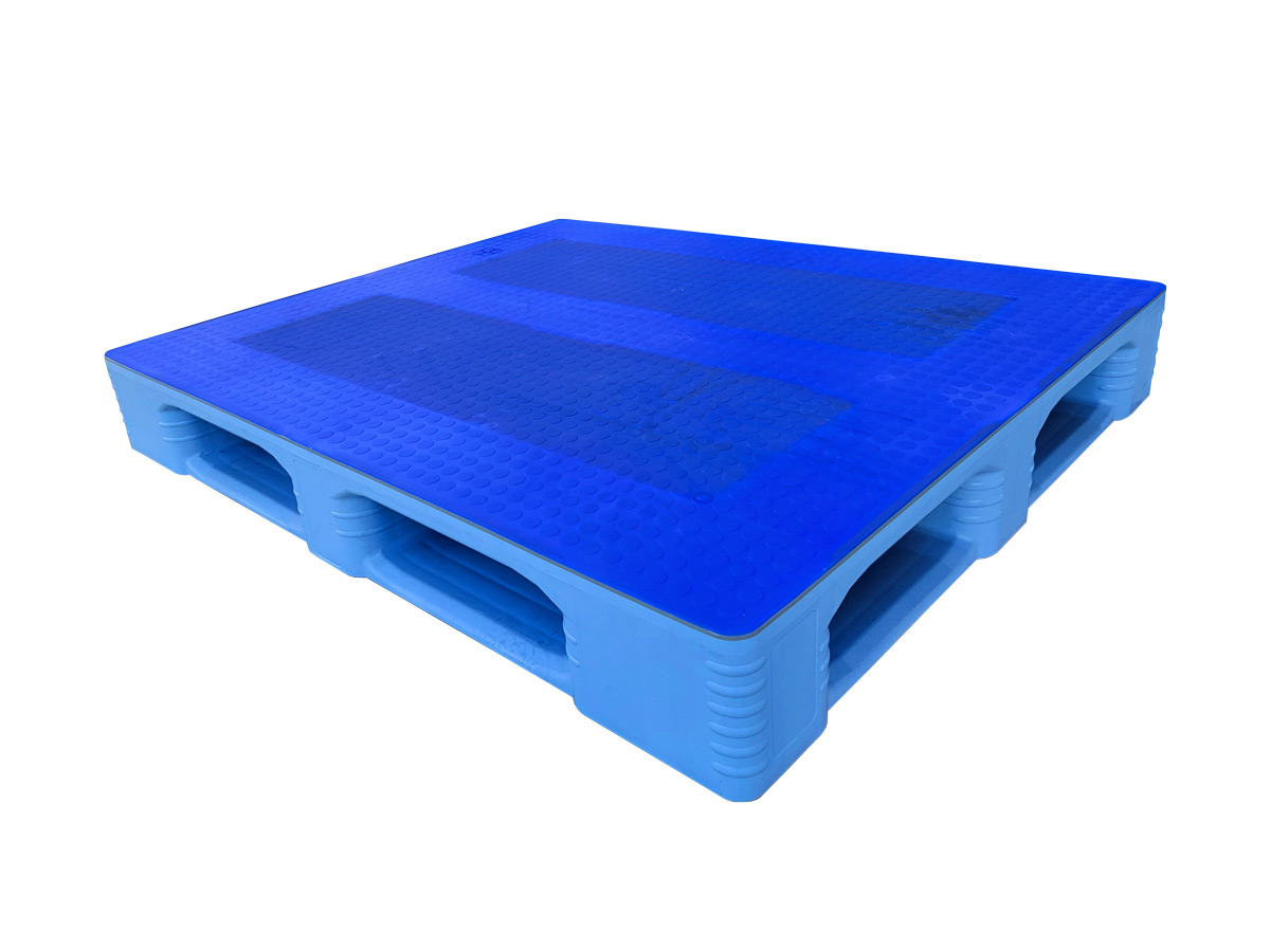 48 x  40 – Rackable Plastic Pallet – Traction Deck, 5 Runners