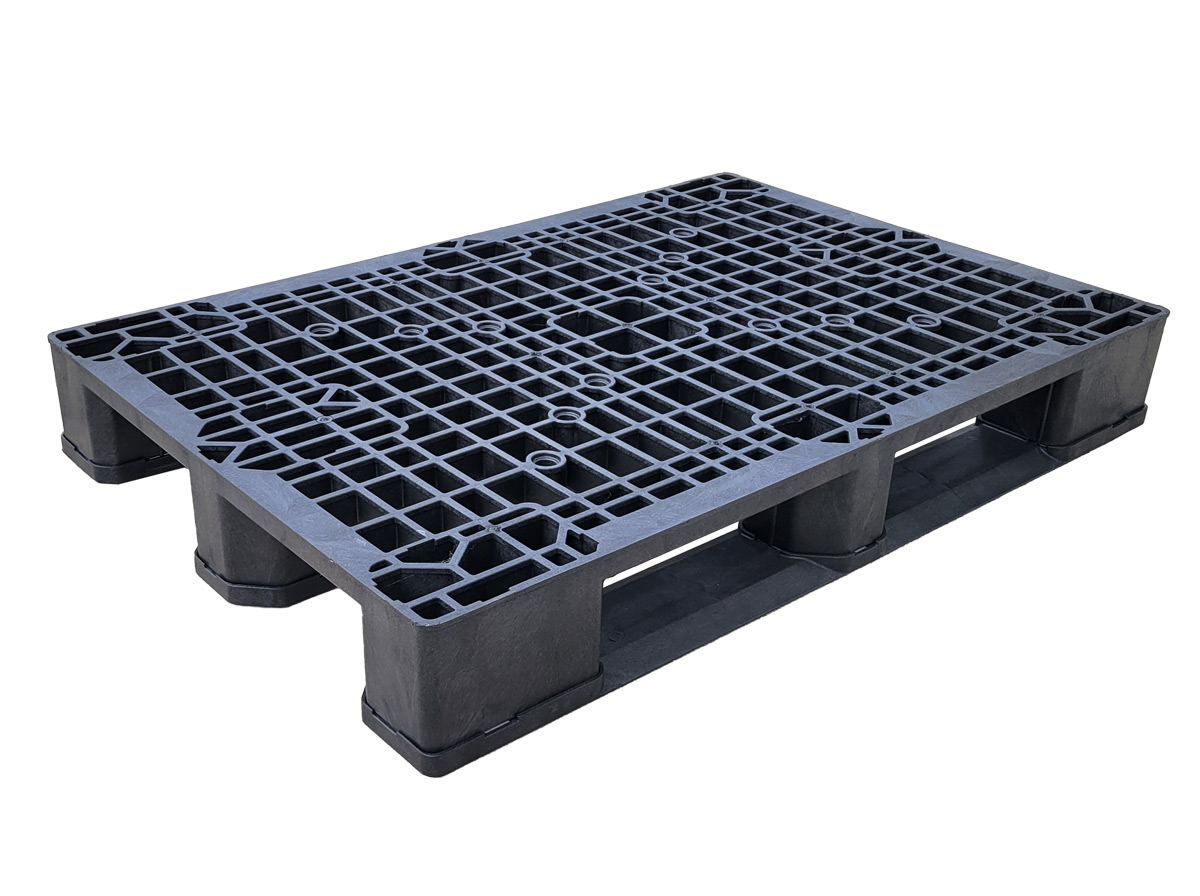 48 x 32 – Stackable Plastic Pallet – Open Deck, 3 Runners