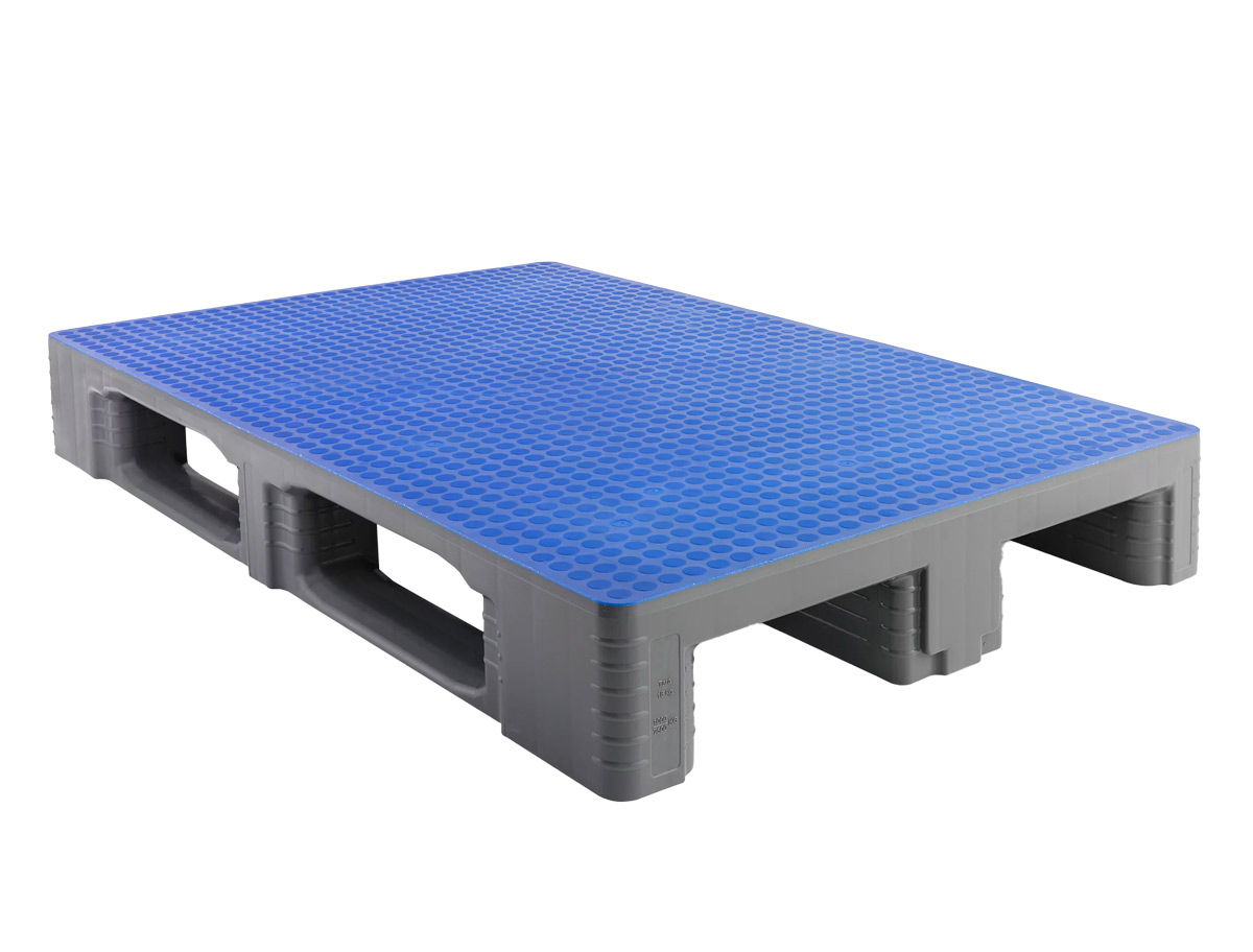 48 x  32 – Rackable Plastic Pallet – Traction Deck, 3 Runners